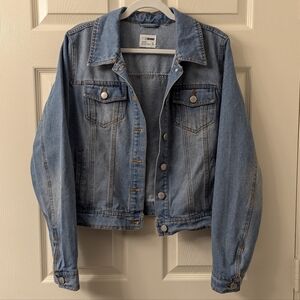 Jean Jacket / Denim Jacket